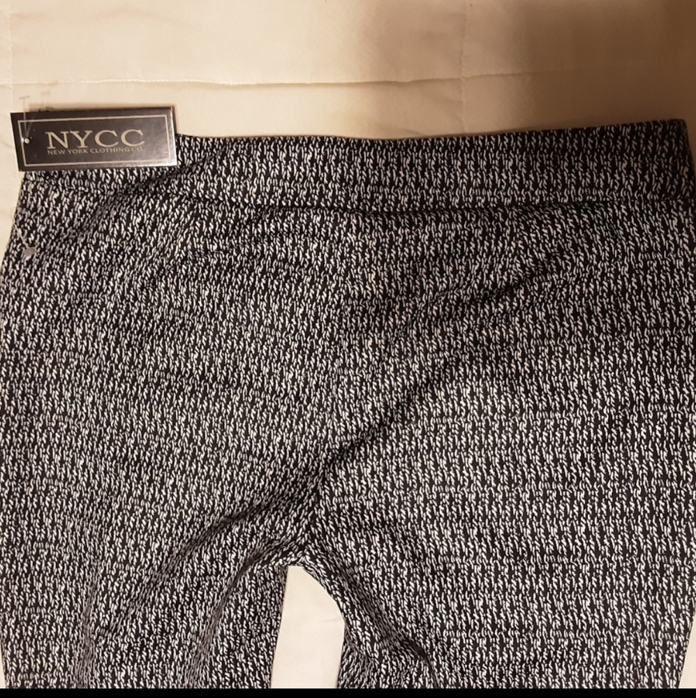 New York Clothing Co Skinny Leg Stretch Trouser NWT - Picture 9 of 10